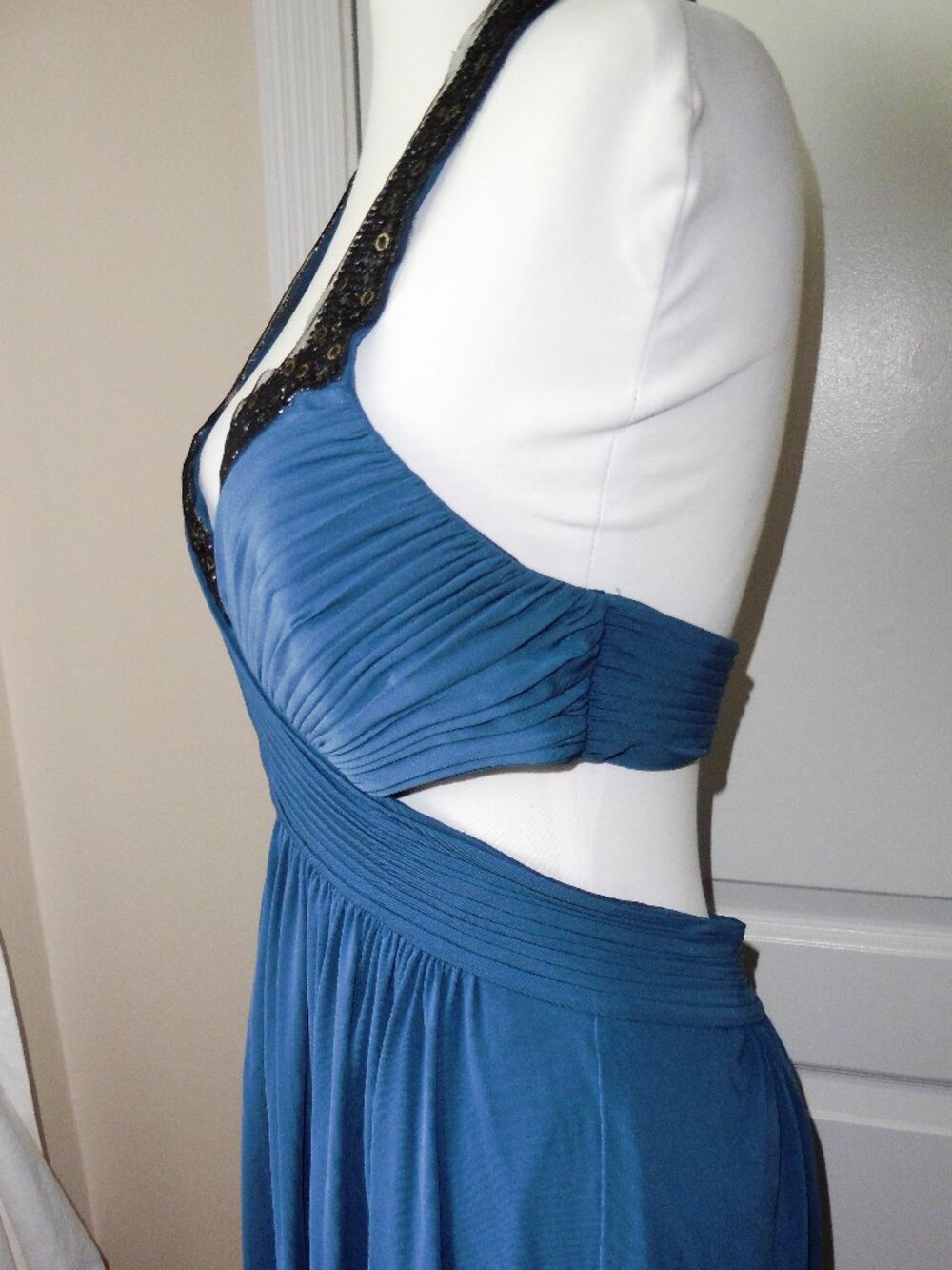 BCBGMaxazria Embellished Sequin Side/Back Cut-Outs Dress Medium? Y2K Vintage - Picture 7 of 8